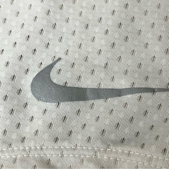 Nike Dri-FIT Running Perforated Sheer Top L Gorpcore Outdoor Hiking Yoga Boxy - Picture 9 of 9